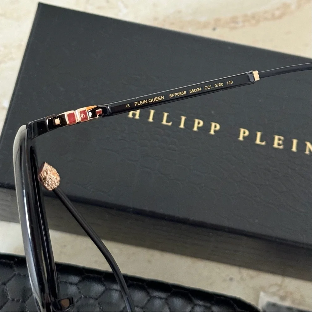 New! Philipp Plein Queen SPP065S Col.0700 Glossy Black Sunglasses, Authentic